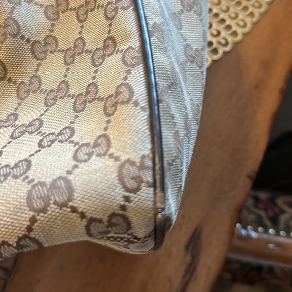 Gucci Handbag - Picture 8 of 10